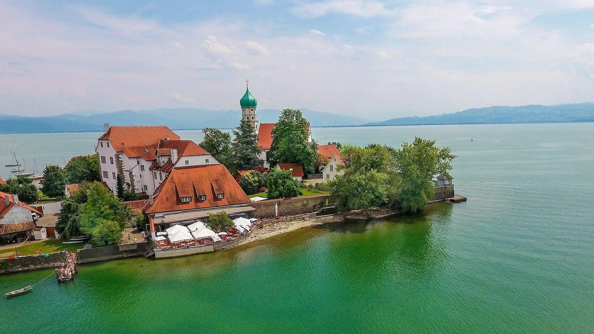 Schloss Hotel Wasserburg contacts