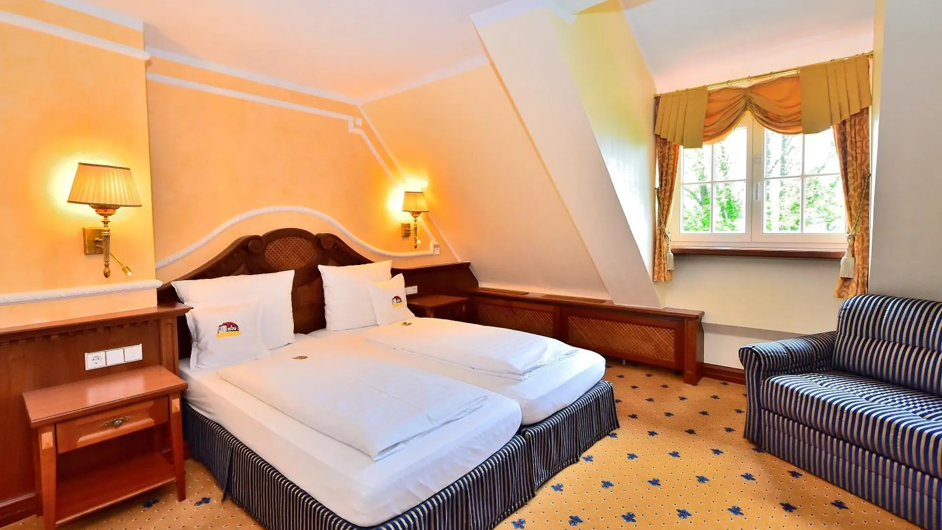 Schloss Hotel Wasserburg