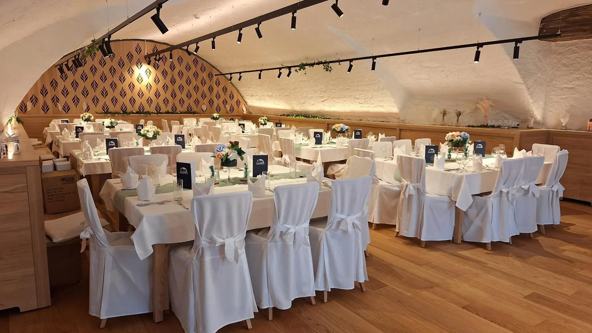 Schloss Hotel Wasserburg  Wasserburg am Bodensee